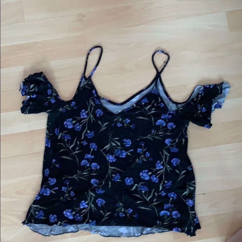 American Eagle Floral Shoulder Cut Out Top